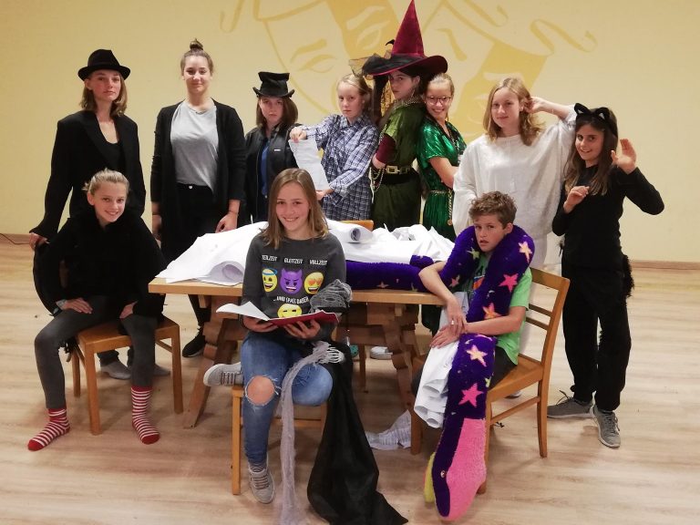 Der Satanarchäolügenialkohöllische Wunschpunsch